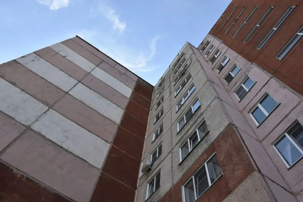 С начала года в Алтайском крае по краевой программе установили 72 новых лифта в многоэтажках С начала года в Алтайском крае по краевой программе установили 72 новых лифта в многоэтажках