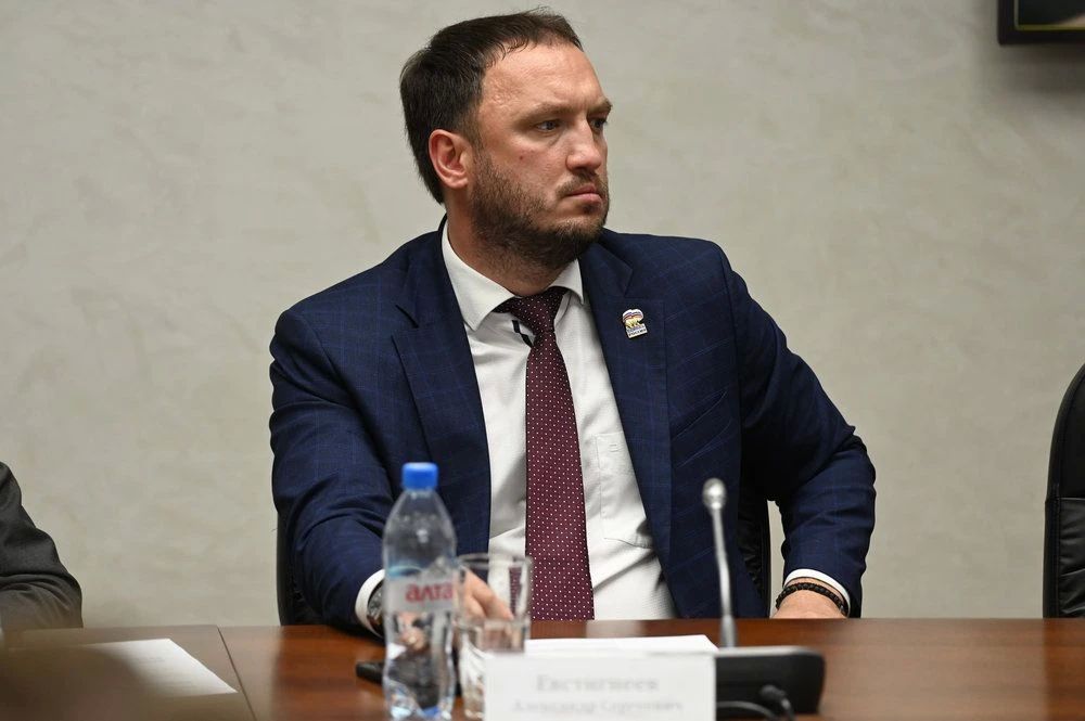 В Парламентском центре Алтайского края обсудили вопросы уплаты туристического налога на территории региона В Парламентском центре Алтайского края обсудили вопросы уплаты туристического налога на территории региона