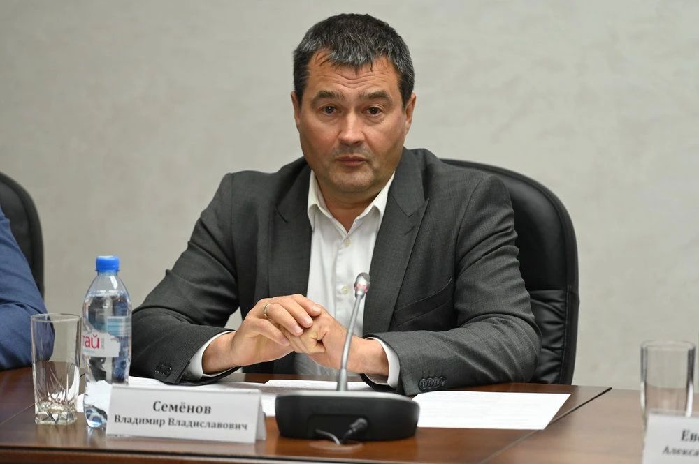 В Парламентском центре Алтайского края обсудили вопросы уплаты туристического налога на территории региона В Парламентском центре Алтайского края обсудили вопросы уплаты туристического налога на территории региона
