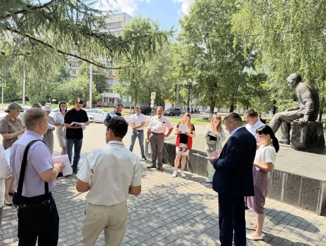 В Ленинском районе Барнаула готовятся к открытию фестиваля "Шукшинские дни на Алтае" В Ленинском районе Барнаула готовятся к открытию фестиваля "Шукшинские дни на Алтае"