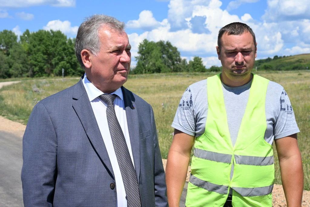 Спикер АКЗС оценил, как идет ремонт дороги в Змеиногорском районе Спикер АКЗС оценил, как идет ремонт дороги в Змеиногорском районе