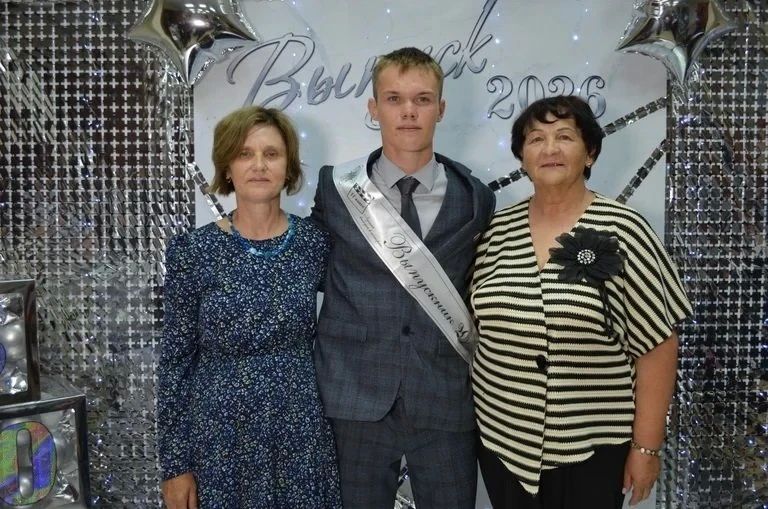 Сельский школьник сдал ЕГЭ по химии на 100 баллов в Алтайском крае