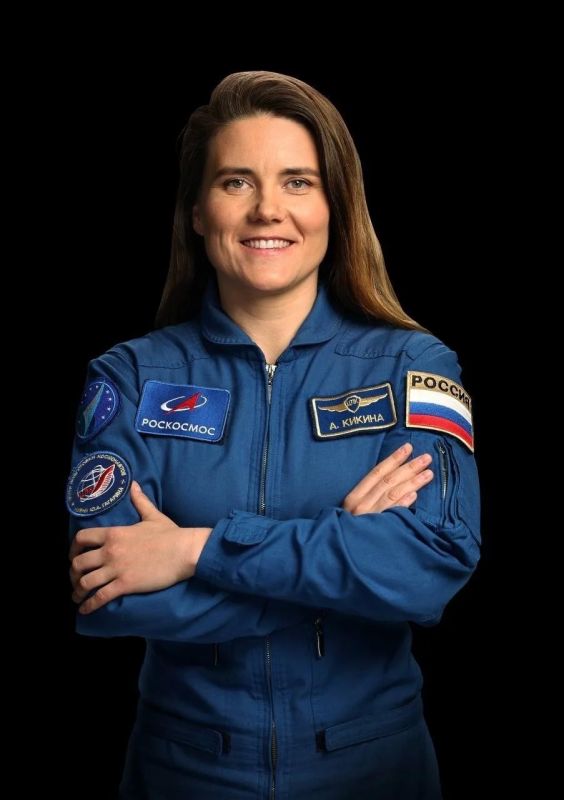 Сибирячка Анна Кикина готовится к полету на «Союзе МС-29»