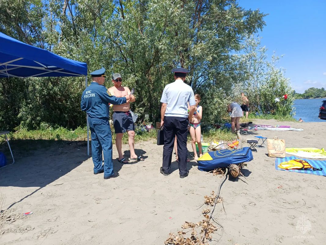 В Алтайском крае продолжается профилактическая акция «Вода – безопасная территория» В Алтайском крае продолжается профилактическая акция «Вода – безопасная территория»
