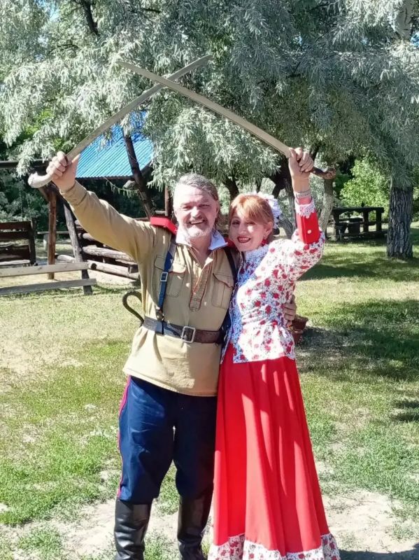 Традиционную казачью свадьбу сыграли в Рубцовском ЗАГСе Традиционную казачью свадьбу сыграли в Рубцовском ЗАГСе