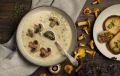 Согревающее осеннее лакомство: грибной суп-пюре со сливками