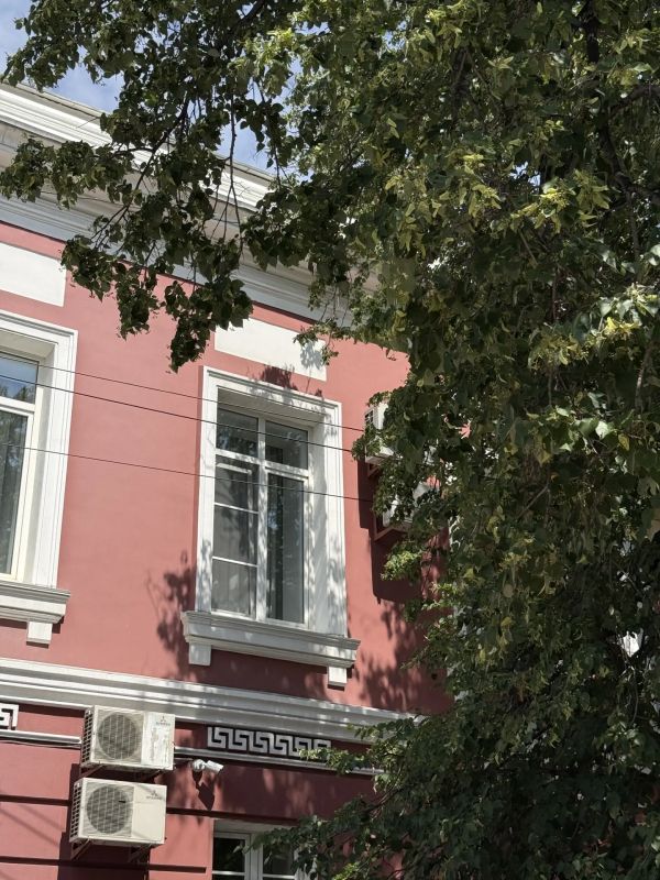 Сегодня нас ждет жаркий день с кратковременными дождями Сегодня нас ждет жаркий день с кратковременными дождями