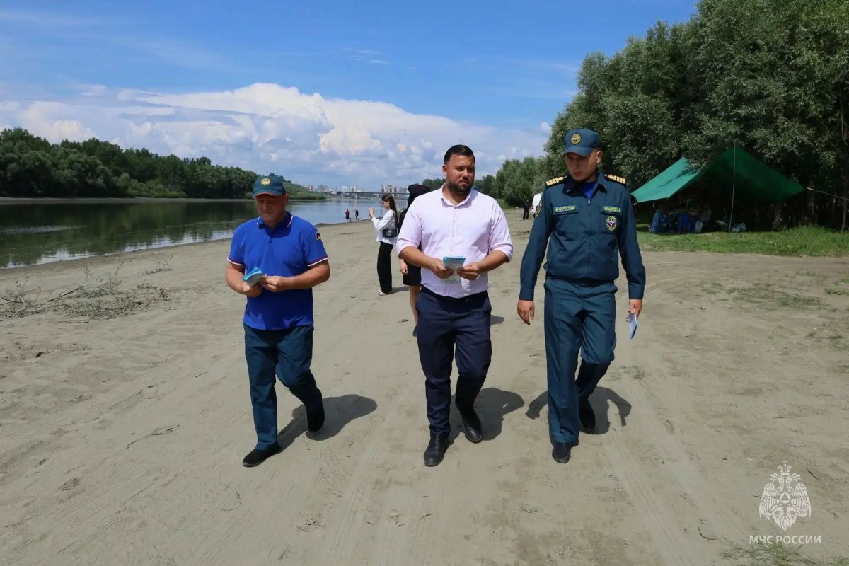 Вода ошибок не прощает: в Барнауле прошли профилактические рейды Вода ошибок не прощает: в Барнауле прошли профилактические рейды