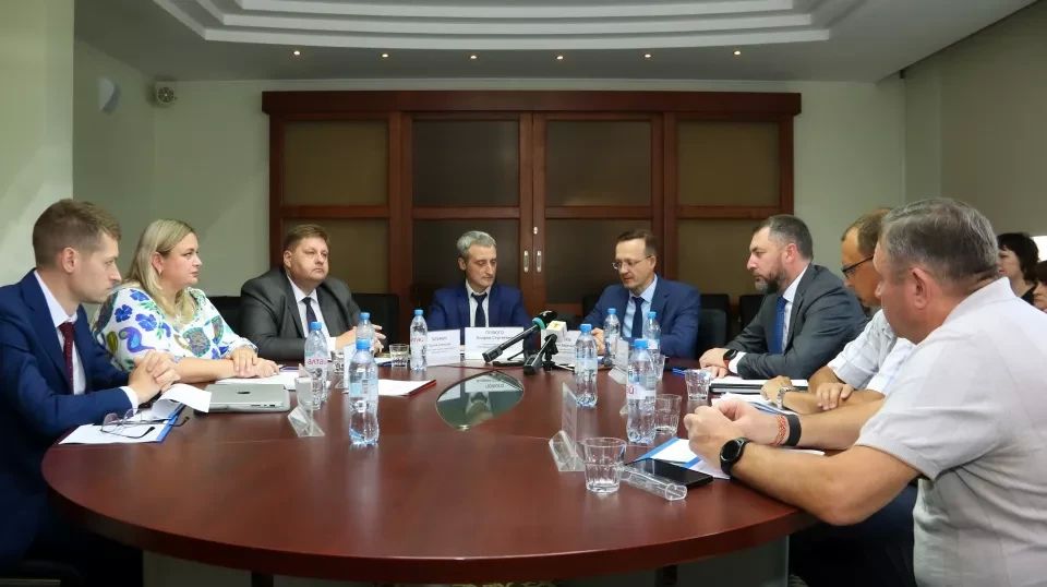 В Барнауле обсудили развитие коммунального хозяйства В Барнауле обсудили развитие коммунального хозяйства