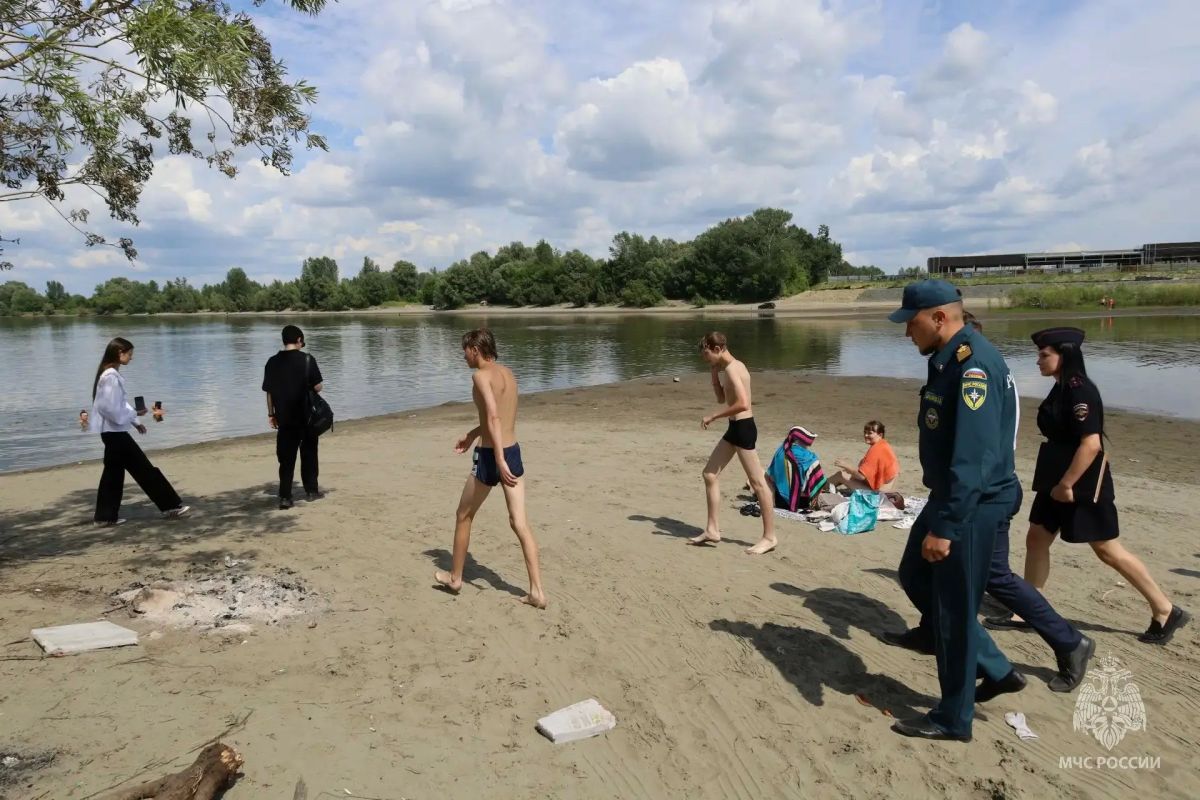 Вода ошибок не прощает: в Барнауле прошли профилактические рейды Вода ошибок не прощает: в Барнауле прошли профилактические рейды
