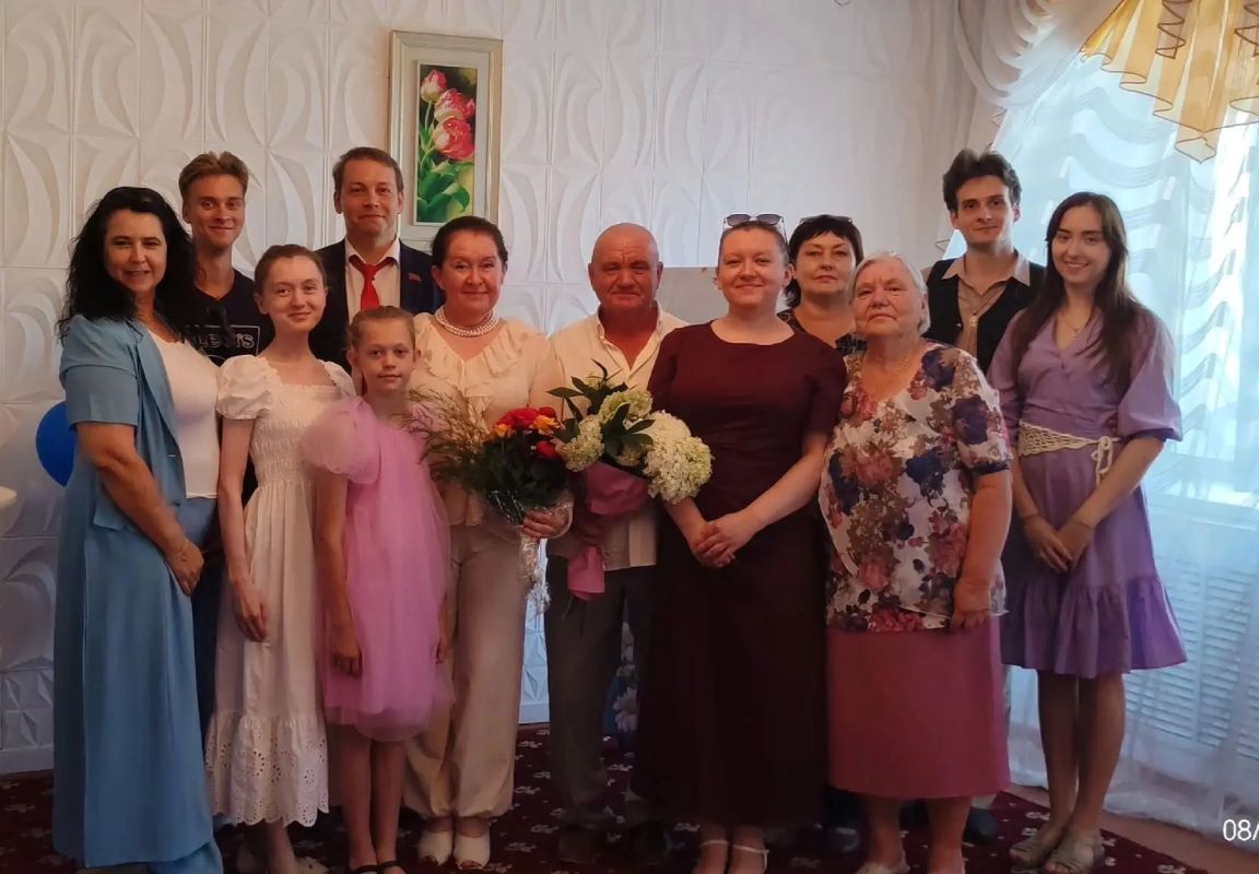 В органах ЗАГС Алтайского края в День семьи, любви и верности чествовали юбиляров семейной жизни В органах ЗАГС Алтайского края в День семьи, любви и верности чествовали юбиляров семейной жизни