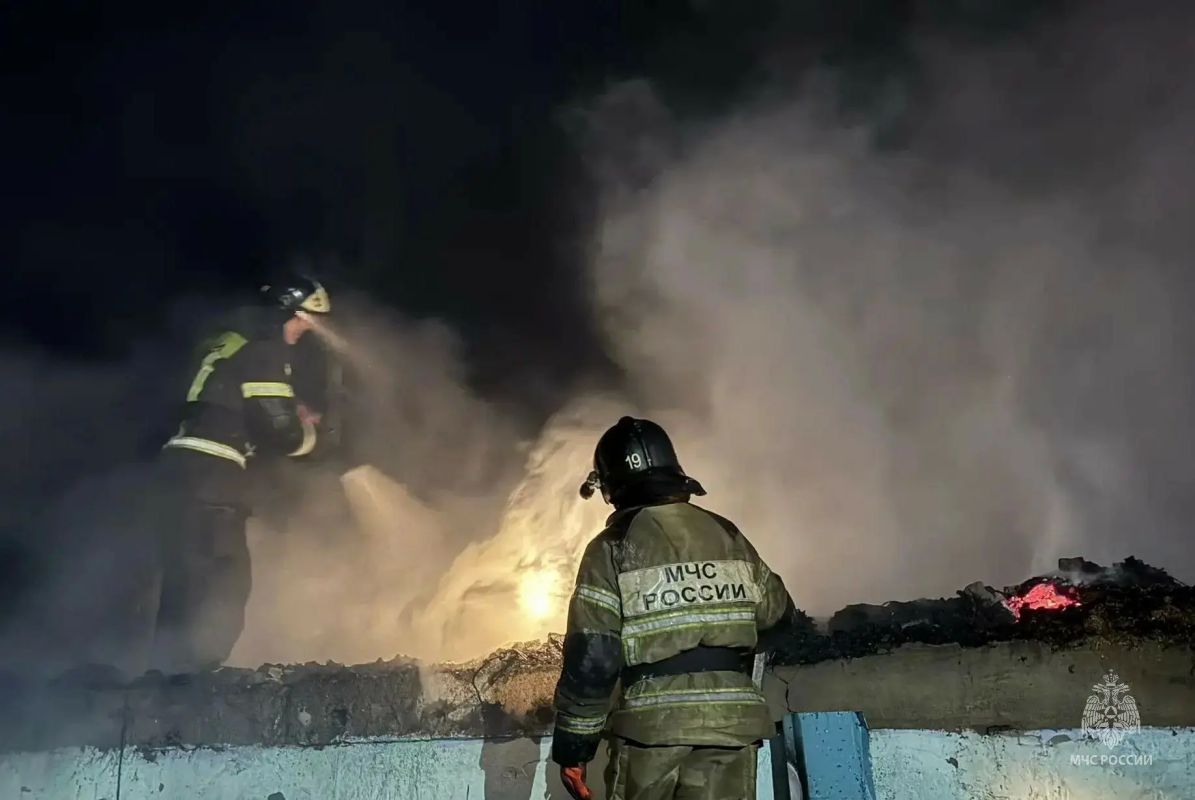 Ночной пожар в Зональном районе Ночной пожар в Зональном районе