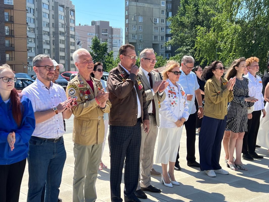 Летом в медучреждениях Алтайского края по проекту «Аметист» будут трудиться 80 студентов-медиков Летом в медучреждениях Алтайского края по проекту «Аметист» будут трудиться 80 студентов-медиков
