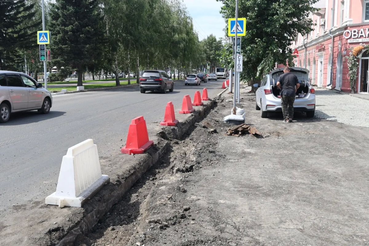 Не только дорогу. Как идет масштабный ремонт проспекте Ленина в Барнауле Не только дорогу. Как идет масштабный ремонт проспекте Ленина в Барнауле