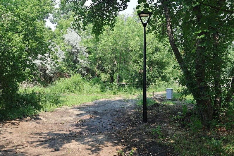 В Барнауле продолжают преображать зеленую зону между улицами Ленинградской, Энтузиастов и Антона Петрова, известную горожанам как бывший парк имени В.И. Ленина В Барнауле продолжают преображать зеленую зону между улицами Ленинградской, Энтузиастов и Антона Петрова, известную горожанам как бывший парк имени В.И. Ленина