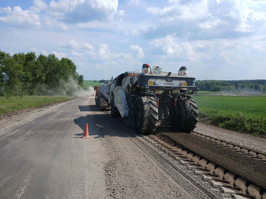 Более 170 млн рублей направлено на обновление дороги в Целинном районе Более 170 млн рублей направлено на обновление дороги в Целинном районе