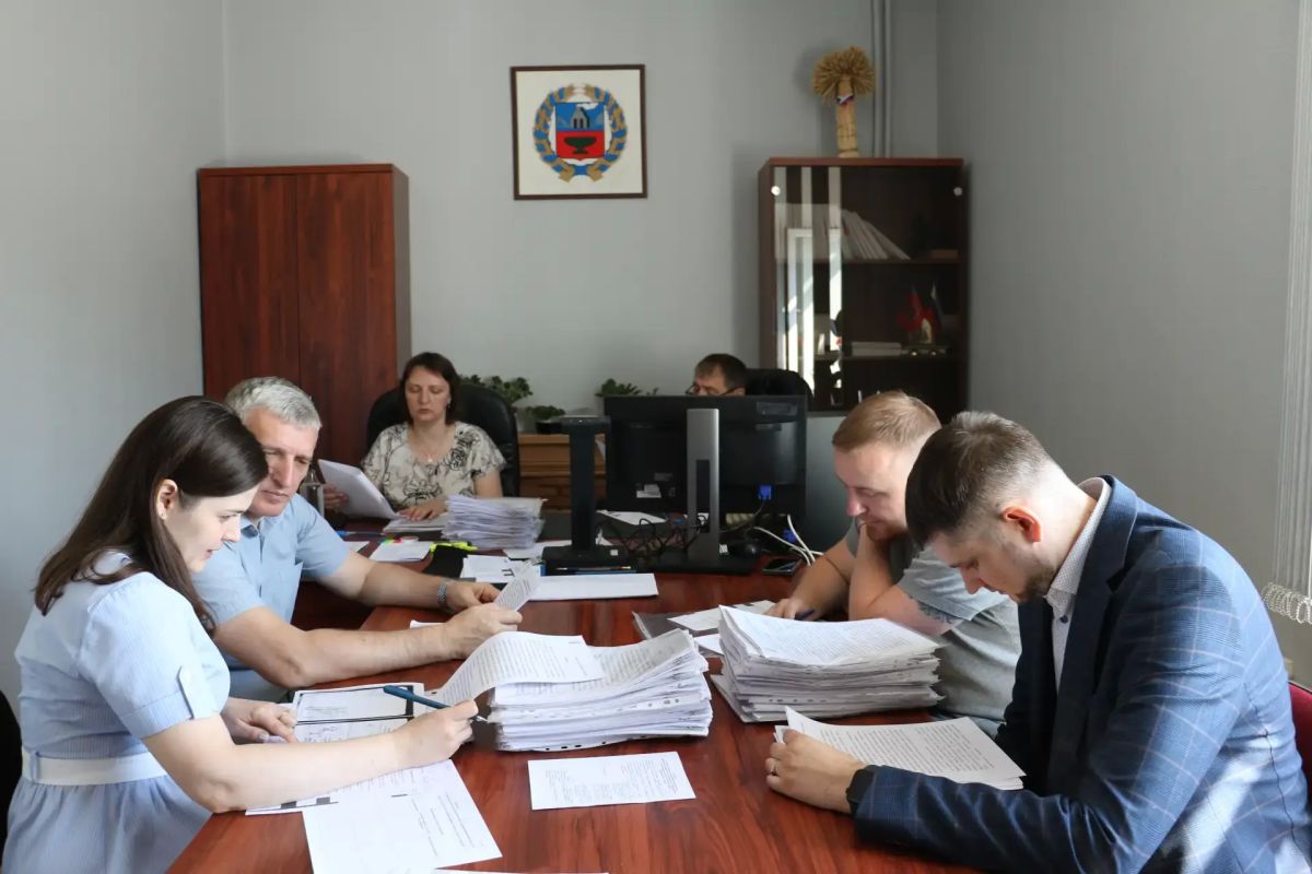 Алтайское региональное отделение Политической партии ЛДПР- Либерально-демократической партии России представило документы в Рабочую группу Крайизбиркома Алтайское региональное отделение Политической партии ЛДПР- Либерально-демократической партии России представило документы в Рабочую группу Крайизбиркома