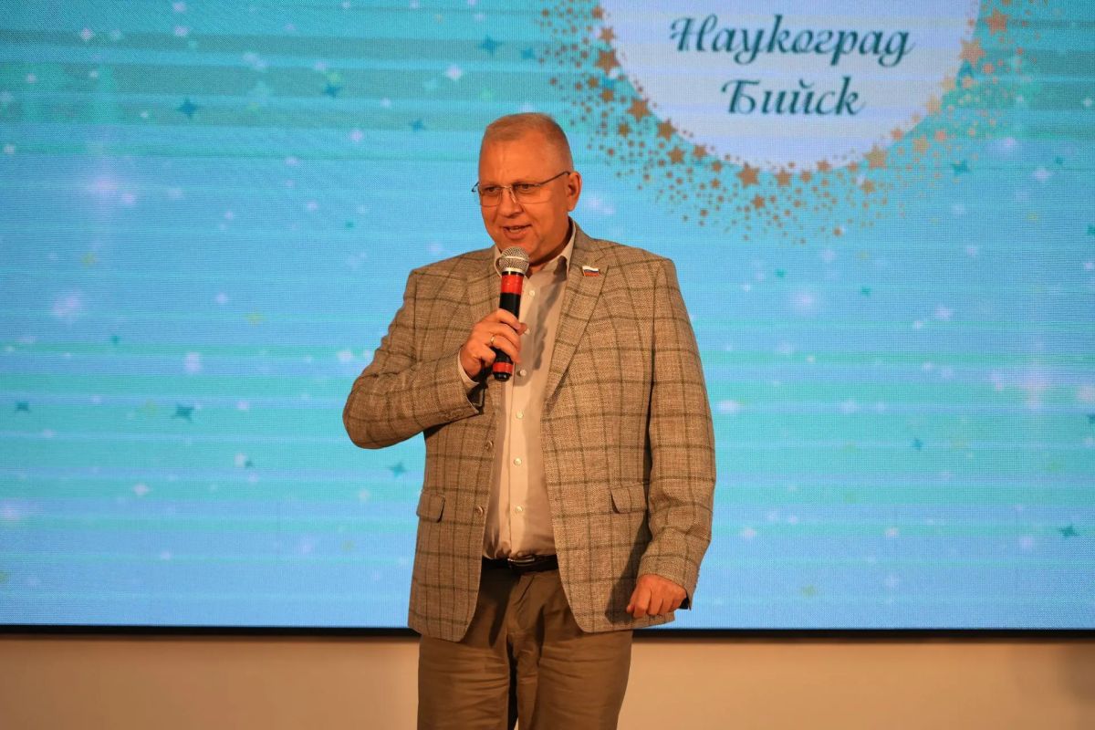 В Университете Шукшина состоялась торжественная церемония вручения дипломов В Университете Шукшина состоялась торжественная церемония вручения дипломов