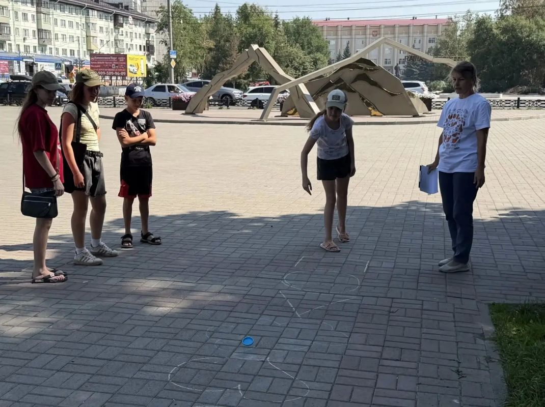 Творческая палитра на Петровском бульваре Творческая палитра на Петровском бульваре