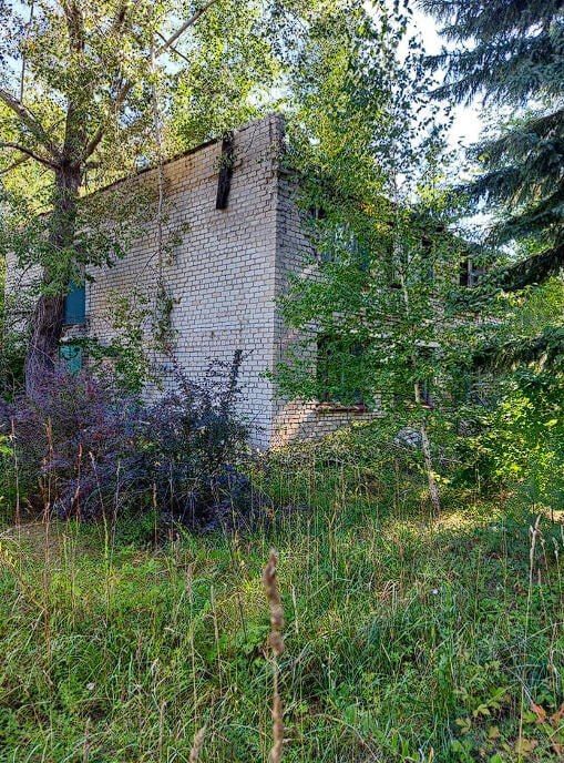 Заброшенный оздоровительный лагерь «Радуга» продают недалеко от Новоалтайска Заброшенный оздоровительный лагерь «Радуга» продают недалеко от Новоалтайска