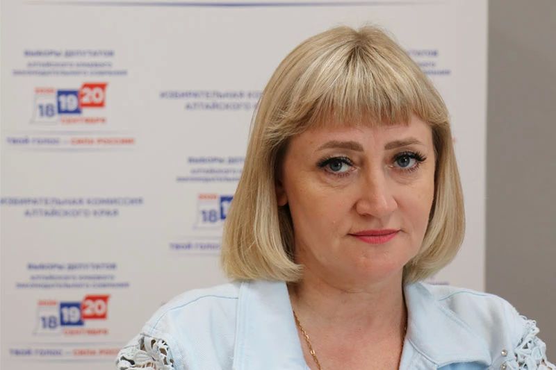 Клюшникова Людмила Викторовна представила документы о выдвижении кандидатом в депутаты Государственной Думы по одномандатному избирательному округу № 46