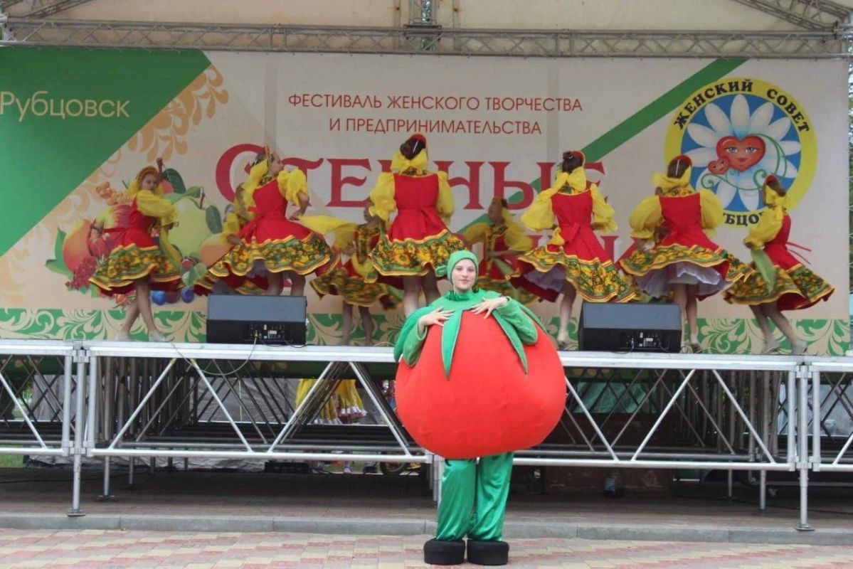 Рубцовск готовится к фестивалю «Степные россыпи» Рубцовск готовится к фестивалю «Степные россыпи»