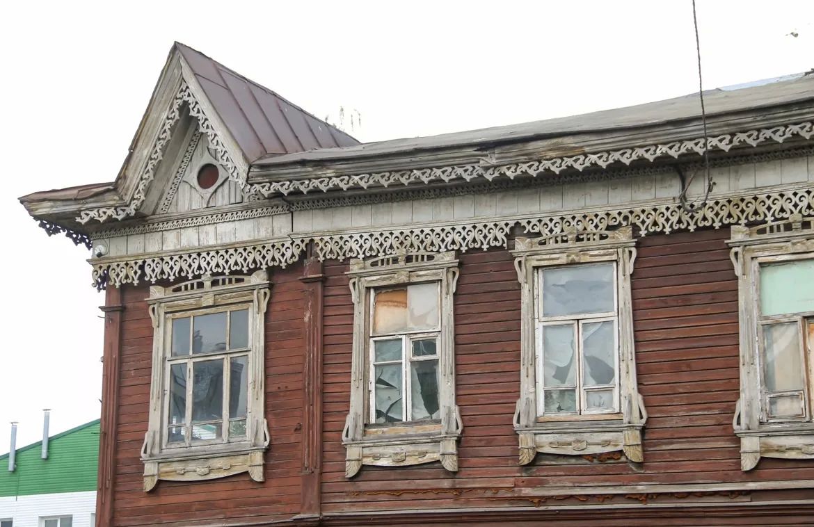 В центре Барнаула восстанавливают старинный особняк с историей В центре Барнаула восстанавливают старинный особняк с историей