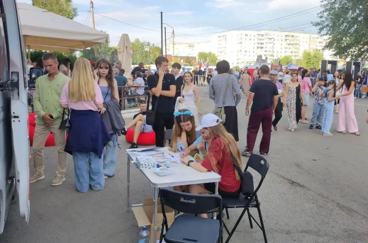 Лучший подарок городу – здоровые жители: как г.Заринск отметил день рождения заботой о себе Лучший подарок городу – здоровые жители: как г.Заринск отметил день рождения заботой о себе