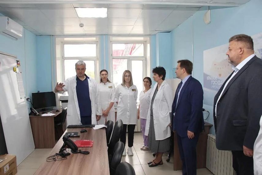 В Алтайском крае стартовал «Навигатор мастерства» - проект по наставничеству в медицине, который реализуется в регионах РФ по инициативе Центрального НИИ организации и информатизации здравоохранения Минздрава России