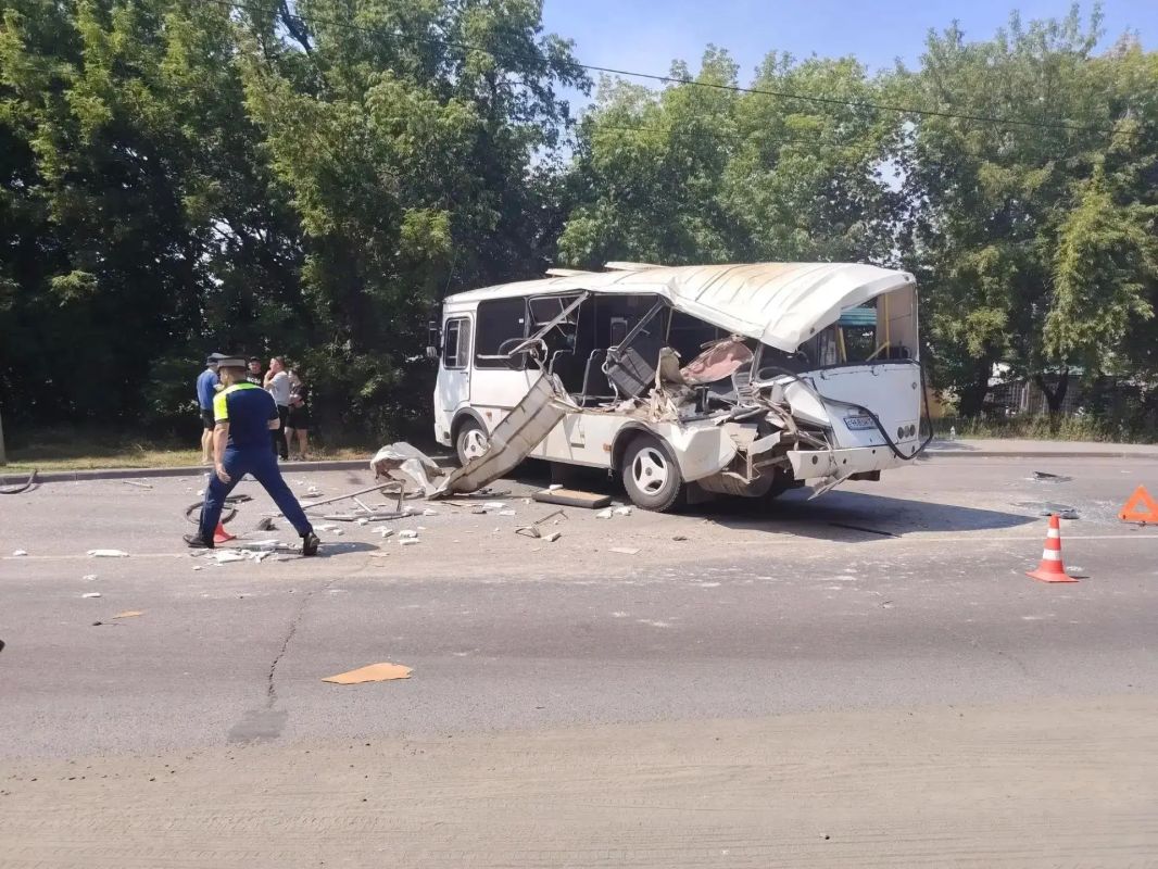 ДТП с пассажирским автобусом произошло в Новоалтайске