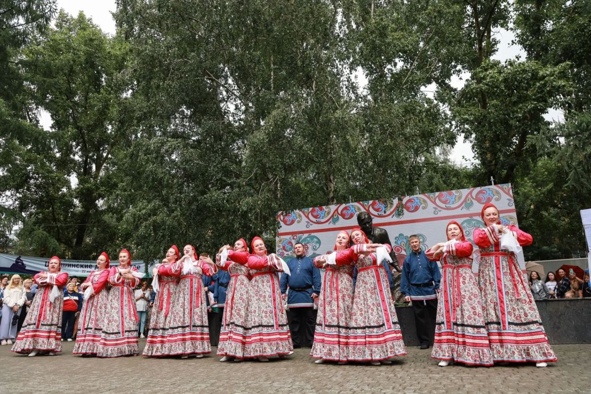 В Барнауле дали старт юбилейным Шукшинским дням В Барнауле дали старт юбилейным Шукшинским дням