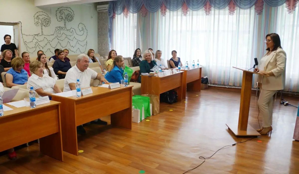 «Семья — основа реабилитации ребёнка»: в Бийске обсудили помощь детям с нарушением слуха «Семья — основа реабилитации ребёнка»: в Бийске обсудили помощь детям с нарушением слуха
