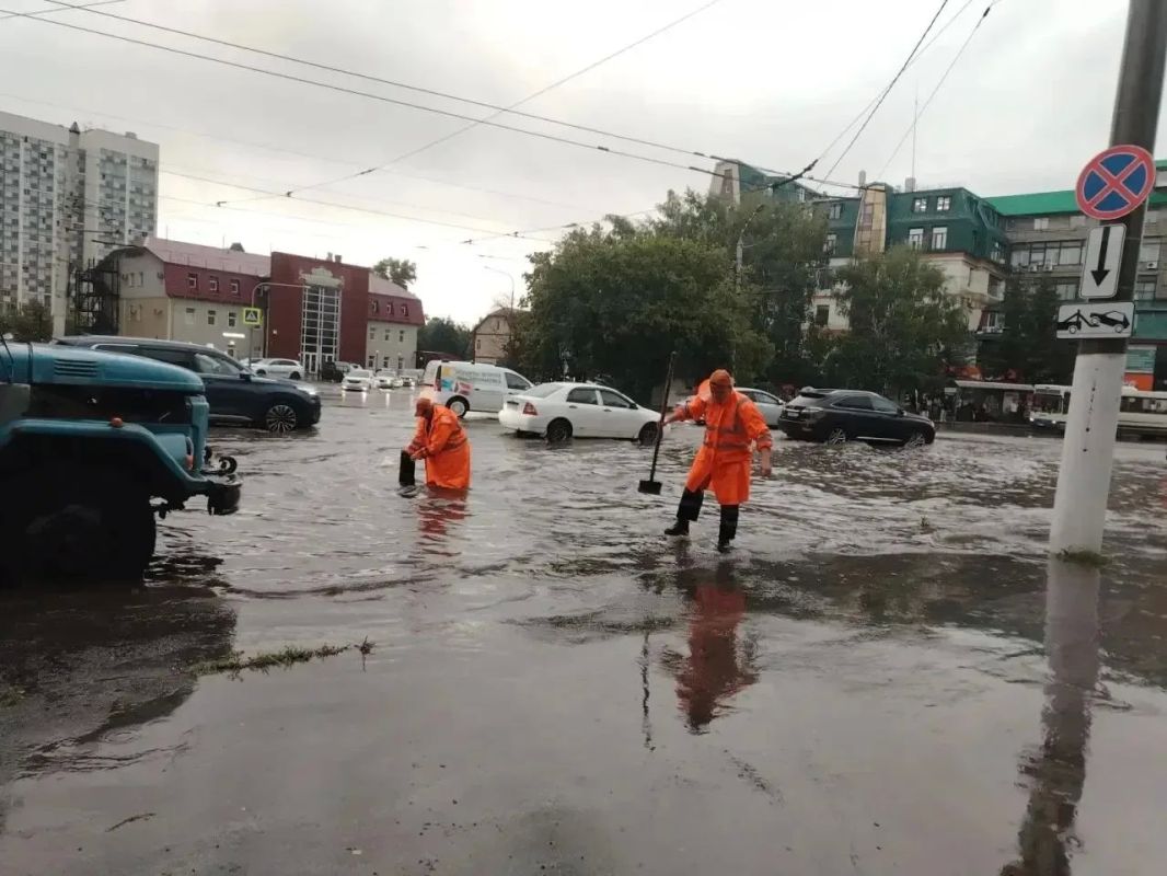 Дорожная служба контролирует проблемные участки ливневой канализации, сообщили в мэрии Барнаула