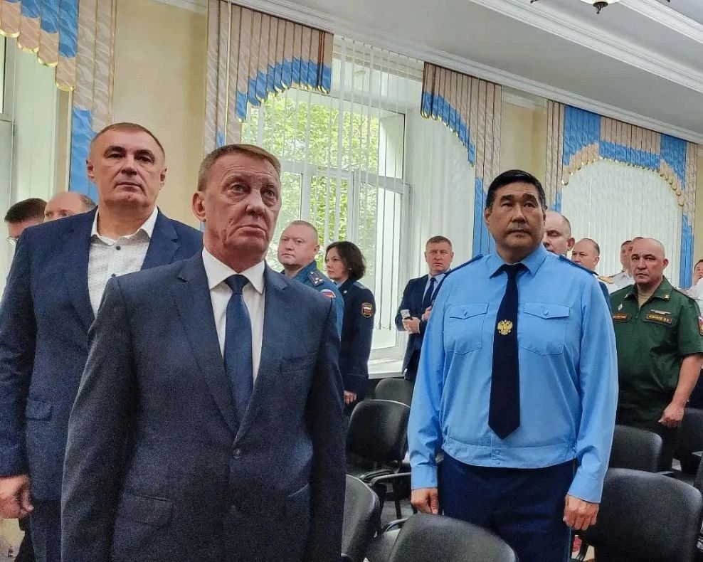 В следственном управлении Следственного комитета Российской Федерации по Алтайскому краю состоялось торжественное мероприятие, посвященное профессиональному празднику В следственном управлении Следственного комитета Российской Федерации по Алтайскому краю состоялось торжественное мероприятие, посвященное профессиональному празднику