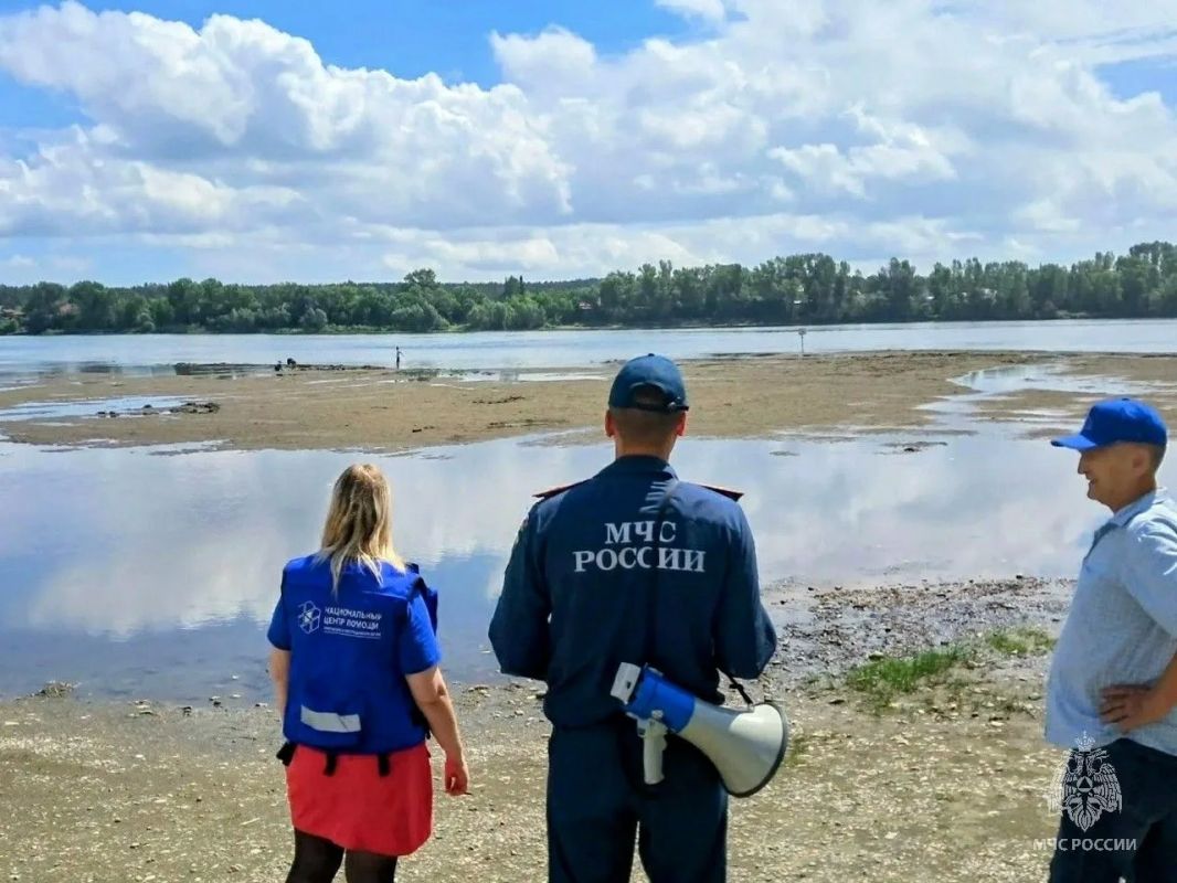 С 20 по 26 июля на территории Алтайского края проходил очередной этап профилактической акции «Вода - безопасная территория» С 20 по 26 июля на территории Алтайского края проходил очередной этап профилактической акции «Вода - безопасная территория»