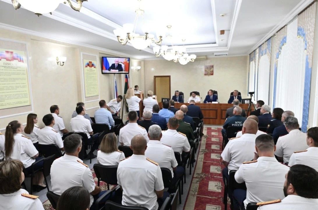 В следственном управлении Следственного комитета Российской Федерации по Алтайскому краю состоялось торжественное мероприятие, посвященное профессиональному празднику
