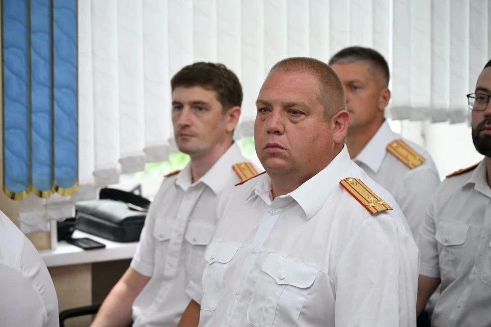 В следственном управлении Следственного комитета Российской Федерации по Алтайскому краю состоялось торжественное мероприятие, посвященное профессиональному празднику В следственном управлении Следственного комитета Российской Федерации по Алтайскому краю состоялось торжественное мероприятие, посвященное профессиональному празднику