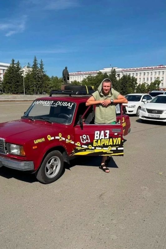 Автомобилисты-путешественники из Барнаула встретились в Грузии Автомобилисты-путешественники из Барнаула встретились в Грузии