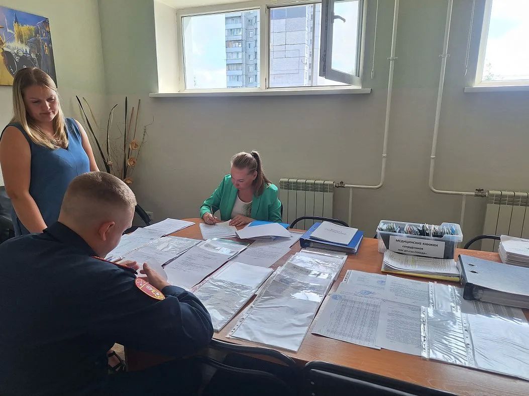 В Барнауле началась приёмка спортивных школ к новому учебному году В Барнауле началась приёмка спортивных школ к новому учебному году