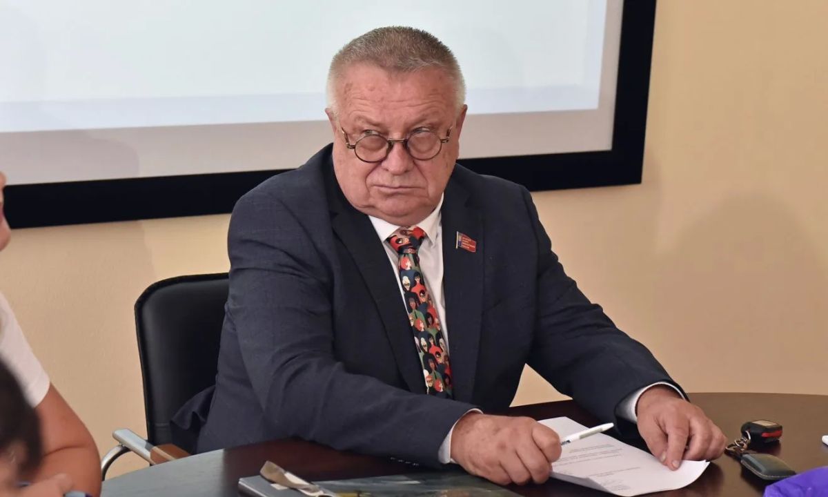 На заседании городского Совета по развитию туризма утвердили дизайн новых остановок На заседании городского Совета по развитию туризма утвердили дизайн новых остановок