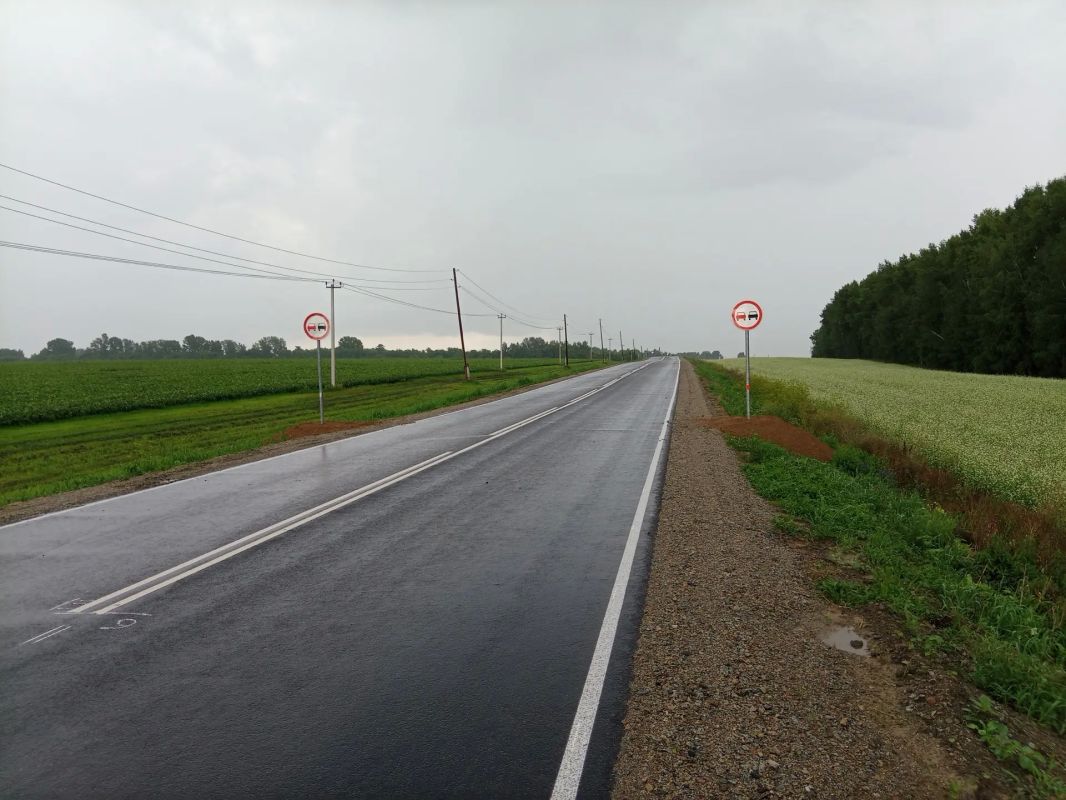 Въезд в село Дружба обновили по нацпроекту: более 3 км дороги приведено в норматив Въезд в село Дружба обновили по нацпроекту: более 3 км дороги приведено в норматив