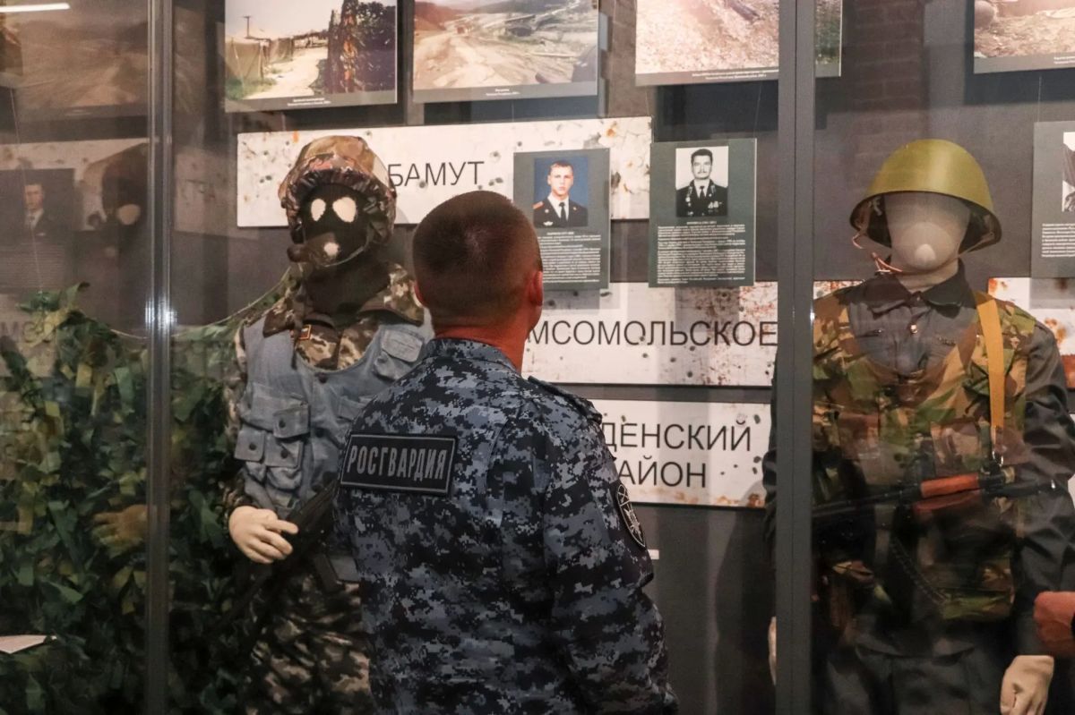 В Музее военной истории в Барнауле открылась новая экспозиция, посвященная чеченскому конфликту В Музее военной истории в Барнауле открылась новая экспозиция, посвященная чеченскому конфликту