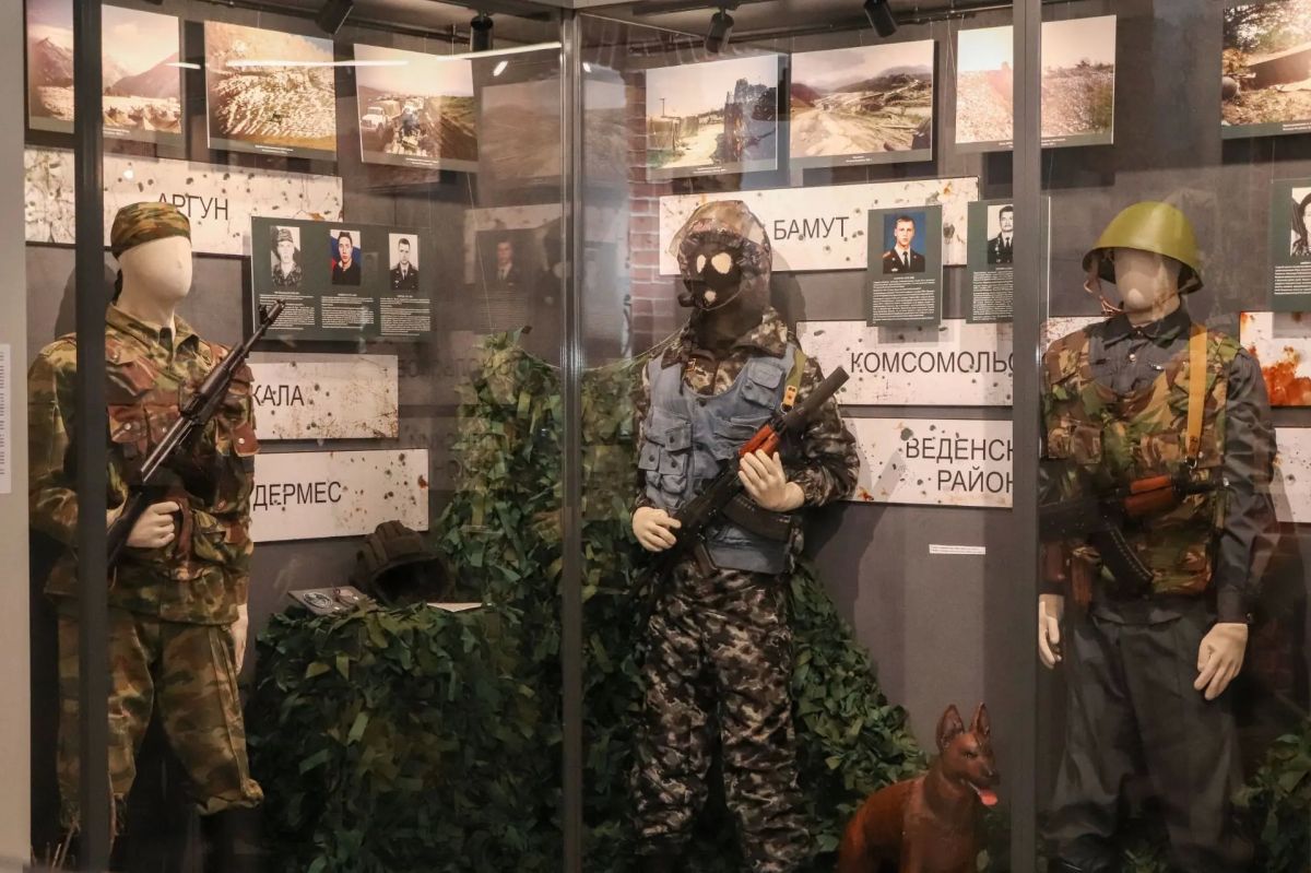 В Музее военной истории в Барнауле открылась новая экспозиция, посвященная чеченскому конфликту В Музее военной истории в Барнауле открылась новая экспозиция, посвященная чеченскому конфликту