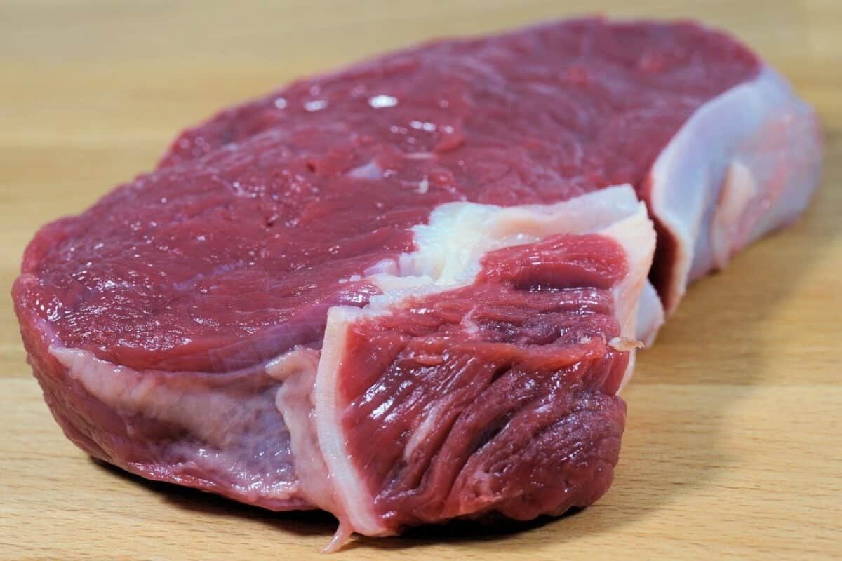 Культивируемое мясо стало ближе к натуральному стейку