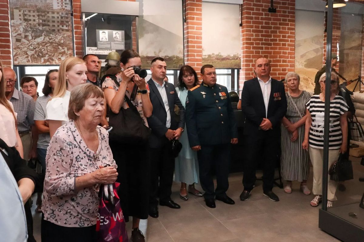 В Музее военной истории в Барнауле открылась новая экспозиция, посвященная чеченскому конфликту В Музее военной истории в Барнауле открылась новая экспозиция, посвященная чеченскому конфликту