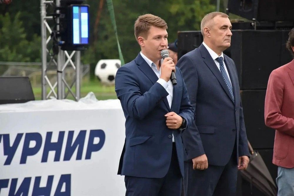 Денис Голобородько поприветствовал участников Международного футбольного турнира памяти Геннадия Смертина Денис Голобородько поприветствовал участников Международного футбольного турнира памяти Геннадия Смертина