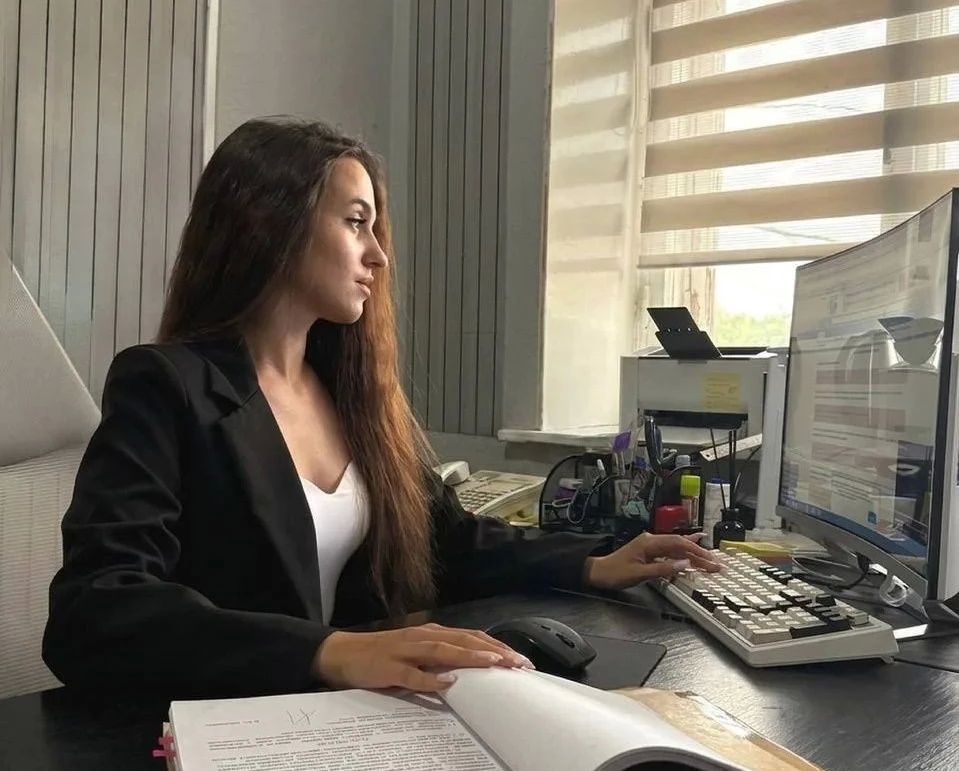 «Правда не любит пустоты»: репортаж о буднях рубцовского следователя Анны Аникиной глазами корреспондента "Местное время"