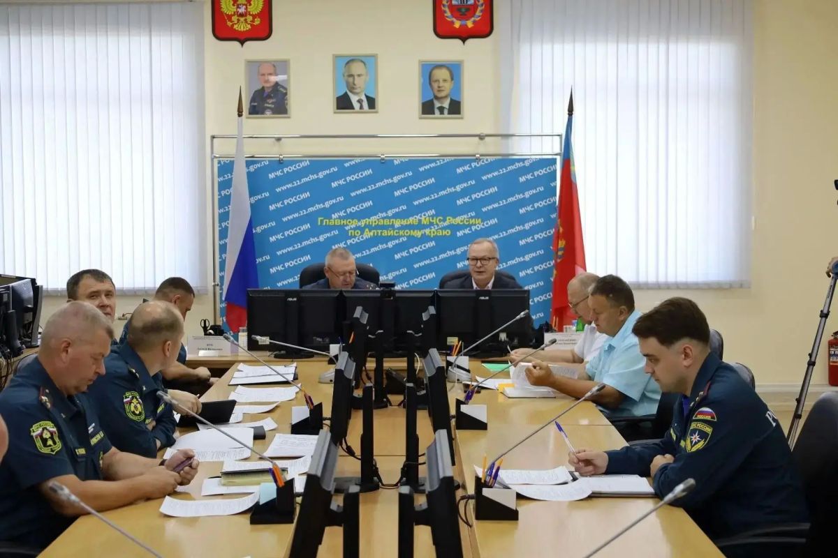 В Алтайском крае обсудили вопрос безопасности жителей региона на водных объектах