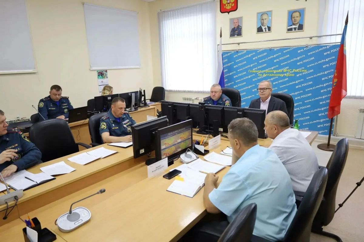 В Алтайском крае обсудили вопрос безопасности жителей региона на водных объектах В Алтайском крае обсудили вопрос безопасности жителей региона на водных объектах