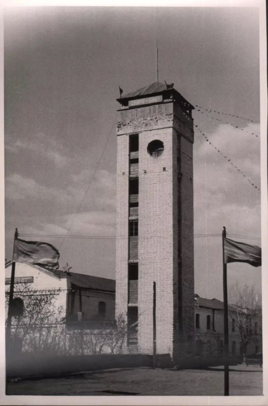 Башни, краны, вышки, каланчи